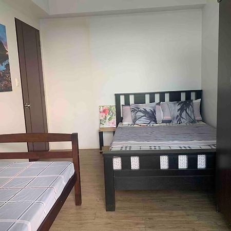 Lovely Spacious Condo With Balcony Manila Exterior foto